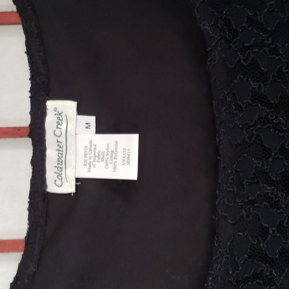 Black lace top - Picture 2 of 4